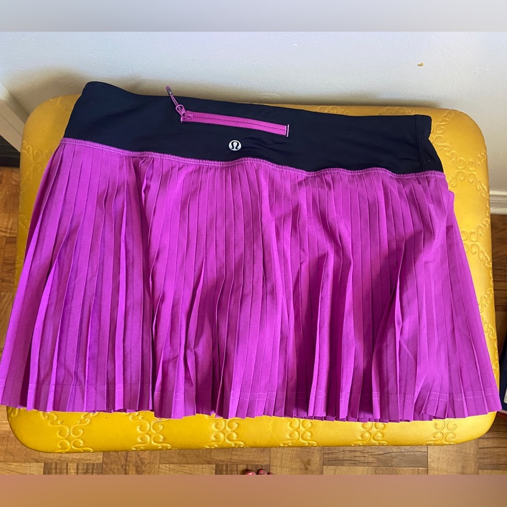 Rare Color/Print!! Lululemon Pleat To Street Tennis Skirt size 6